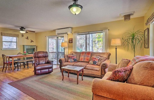 Mars Hill House | Creekside Retreat with Deck, 18 Miles to Wolf Ridge