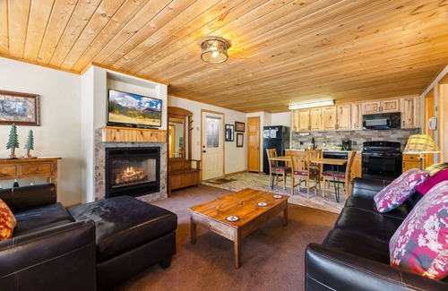 Fall River Estates Condo | Creekside Suite 17 (NO HT)