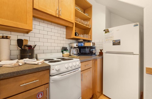 Fall River Estates Condo | Creekside Suite 19 (NO HT)