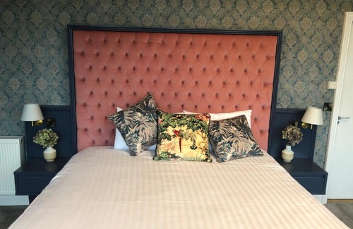 Cluain Eois Hotel | Creighton Hotel