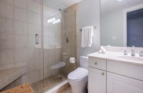 Inman Park Apartment | Creme Carmel