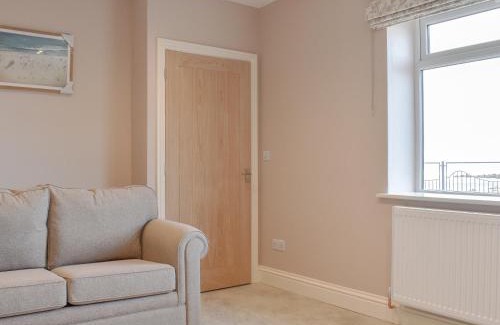 Skinningrove House | Cremona Cottage