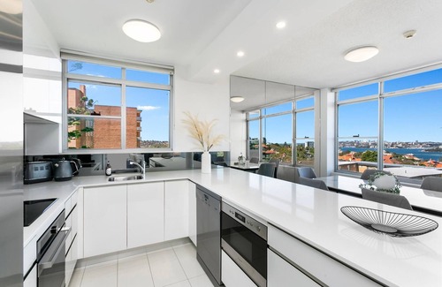 Cremorne Apartment | Cremorne- HARIS- Harrison St - 2BR Apartment with Stunning Harbour Views Balcony Near Neutral Bay