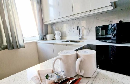 High Wycombe Apartment | Crendon House Boutique Hotel