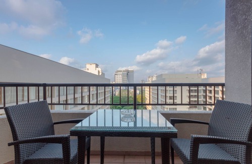 Kollupitiya Apartment | Crescat Residencies 2BR Serviced Apartment