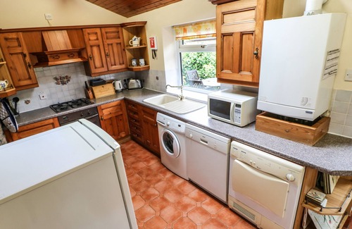 Haltwhistle Cottage | CRESCENT COTTAGE, character holiday cottage in Haltwhistle