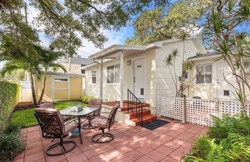 Crescent Heights Apartment | Crescent Heights Cottage - Fully stocked - short or long term extended stays!