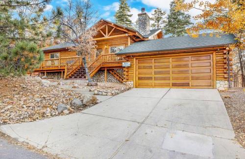 Upper Moonridge House | Crescenta Pines Resort Log Cabin~ Hot Tub~ Games~