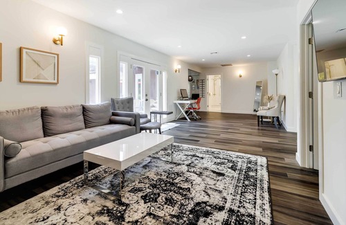 Cresco House | Cresco Retreat w/ Deck, Near Water Parks + Skiing!