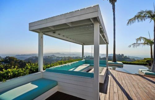 Hollywood Hills House | Crest Estate by Stay Awhile Villas