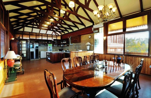 Anesakhan Villa | Crest Villa Mansion