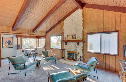 Crestline House | Crestline Cabin Mountain Views and Fire Pit!