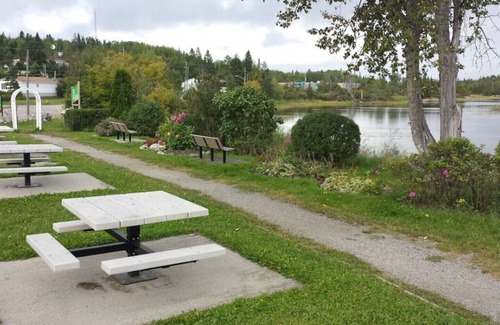 Chapleau House | Crestview Guest House - Crestview House - Deluxe Room B14