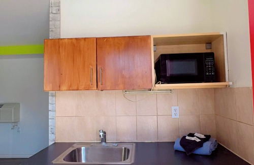 Aldershot Hotel | crestwoodmotel