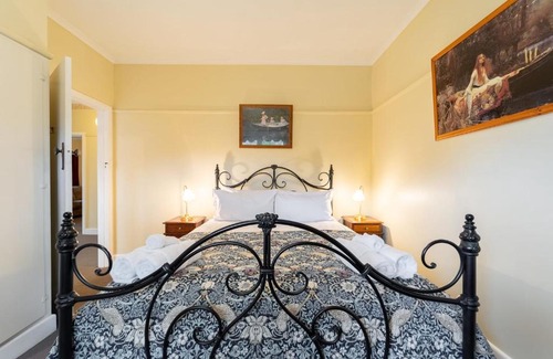 Creswick House | Creswick Country Cottage