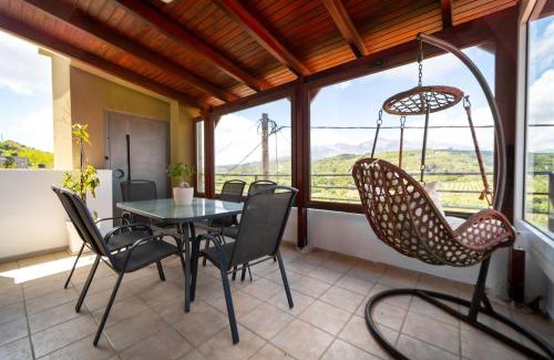 Ayios Thomas Apartment | Cretan Country Villa with Shared Pool 2