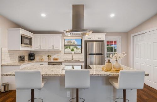 Wylie House | Crew-friendly 1-level Huge Yard Big Parking