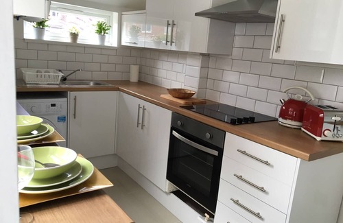 Crewe House | Crewe Rooms - 5 Bedroom House 97 Edleston Road