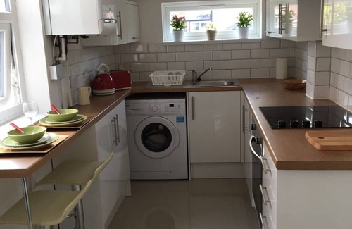 Crewe House | Crewe Rooms - 5 Bedroom House 97 Edleston Road