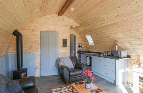 Pennant Melangell Cottage | Creyr Glas Pod -UK41796