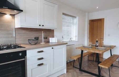 Bradford Apartment | Cricketers View - West Yorkshire