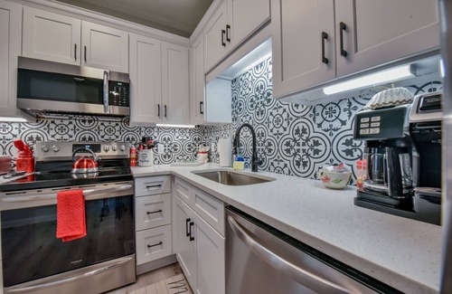 Tuscaloosa Condo | Crimson Court - Book Now for Football!