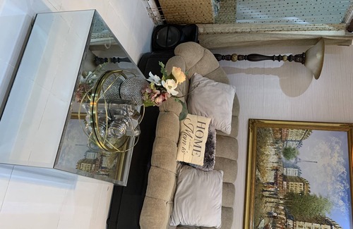 Prado Oriental Apartment | Crisfer XIV