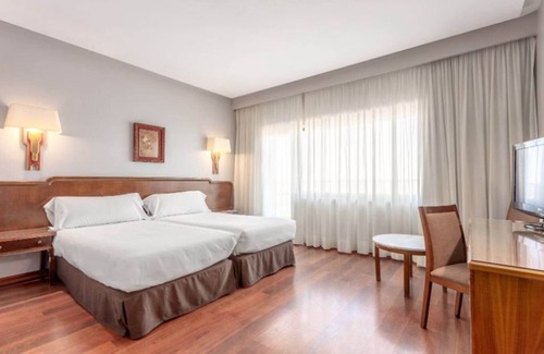 Santa Marta de Tormes Hotel | Crisol Regio