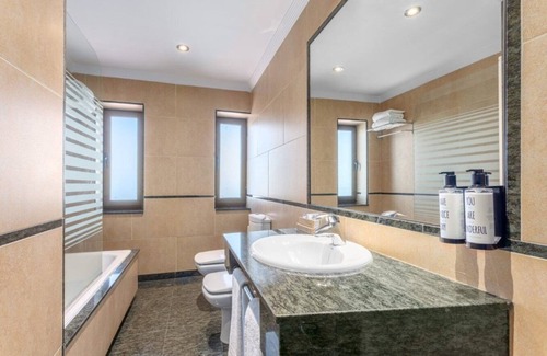 Santa Marta de Tormes Hotel | Crisol Regio