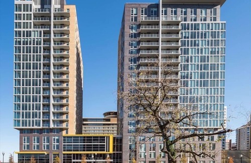 Crystal City Apartment | Crisp Arlington Apartment with Balcony | Two Bedroom | by GLS