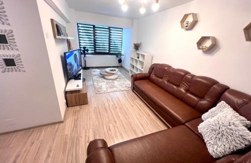 Craiova Apartment | CRISTAL Home Boutique Apartment 1 - Confort, Spatios, Linistit, Zona de interes