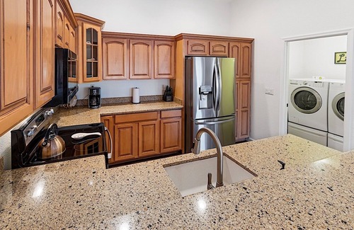 Deer Valley House | Cristel Escape* Home w/Sparkling Pvt Pool, BBQ Grill, Great Backyard!