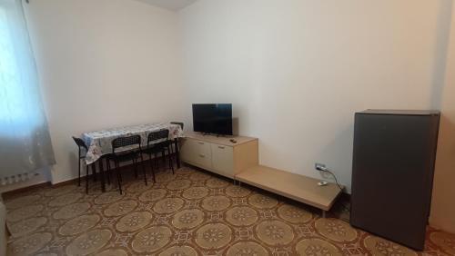 Pavia Apartment | cristina