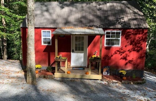 Dunlap Cabin | Critter Cottage at Coops Creek Cabins