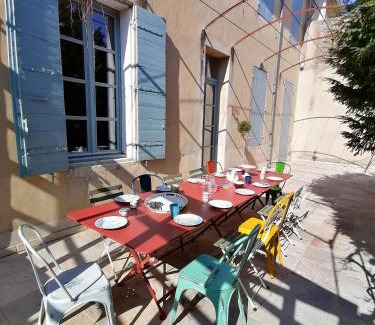 Malaucene House | Croassecorbeau Maison de Famille au pied du Ventoux