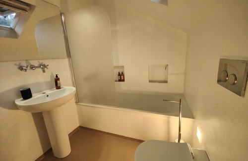 Porta Lodovica Apartment | Crocetta Design Apartment with Terrace
