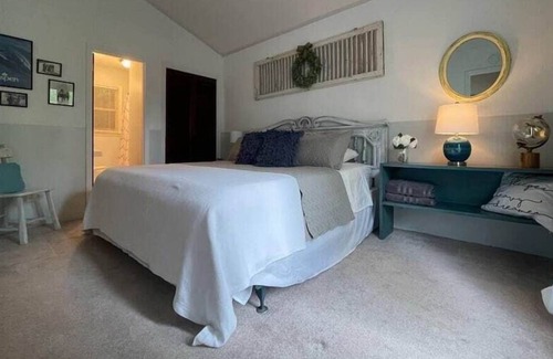 Charter Hills Cabin | Crockett Beech House/Pet Friendly