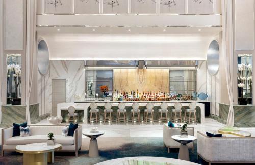 Las Vegas Hotel | Crockfords Las Vegas by Suiteness, LXR Hotels & Resorts