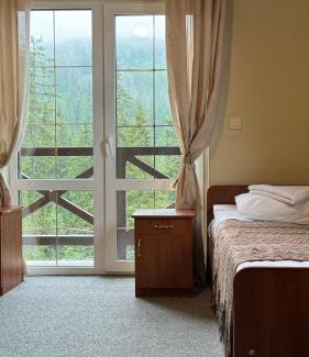 Dragobrat Hotel | Crocus