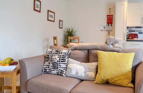 York House | Croft Cottage 1 - Uk10587