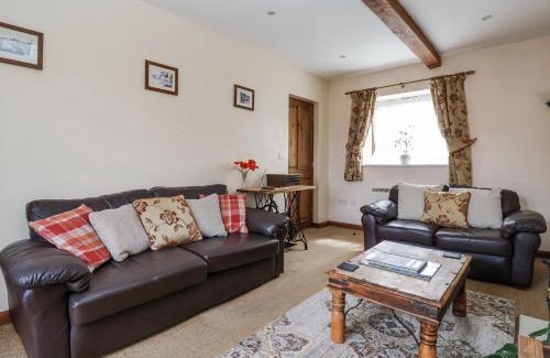 Scawton House | Croft Granary