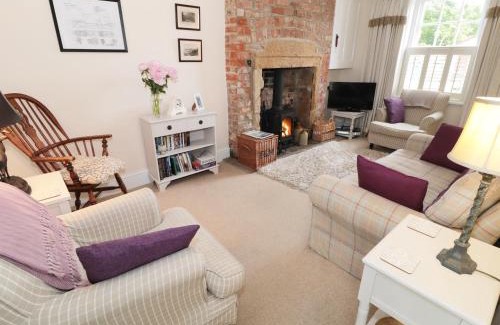 Fylingthorpe House | Croft View