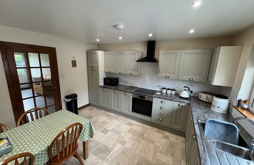 Colvend Cottage | Croftdean - a house that sleeps 6 guests in 3 bedrooms