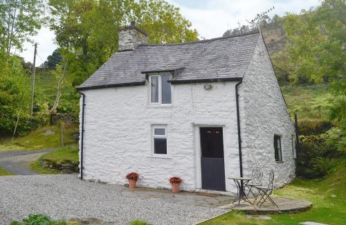 Llandrillo House | Crogen Bryn Awel
