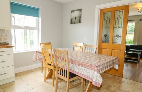 Rosnakill House | CROGHAN, pet friendly, with open fire in Portsalon, County Donegal
