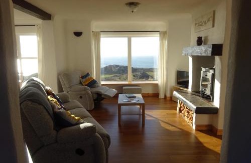 Maghery House | Crohy Cottage