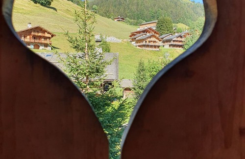 La Giettaz Apartment | Croisse Baulet/Aravis Mont Blanc, 2 bedrooms.