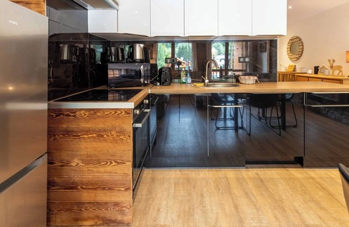 Meribel Centre Apartment | Croix des Verdons F2, Meribel Centre, 180 from the ski pistes