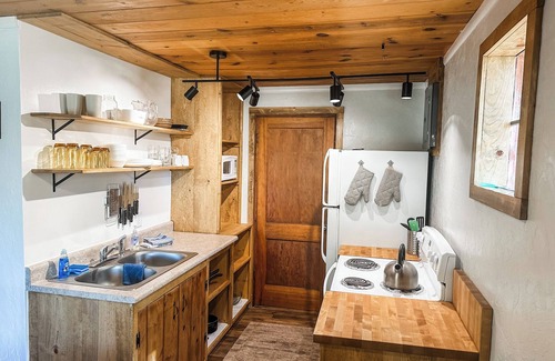 Bayfield Cabin | Croll Cabins-DeSpain Schoolhouse-#1 on Vallecito Lake. Newly renovated!
