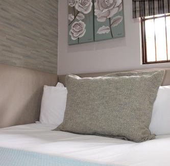 Kimberley House | Cronin Luxury Accomodation Room 2